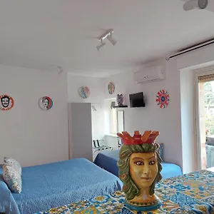 Apartment Al Teatro Antico & House, Taormina